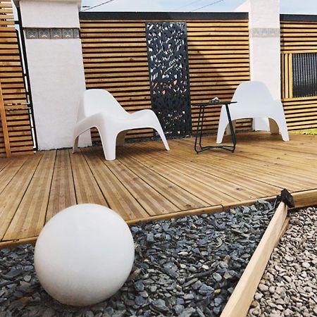 Love Room Haut De Gamme - L'Extase Avec Jacuzzi Violaines Esterno foto